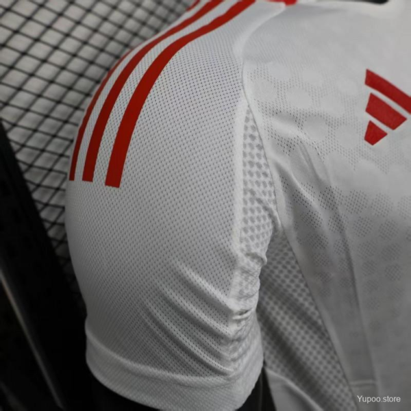 Maglia bianca Liverpool 2025-2026 manica