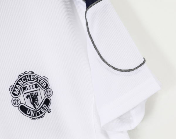 Maglia Manchester United bianca 2000-2001 spalla