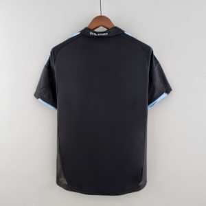 Maglia retrò Real Madrid nera 2009-2010 con numero