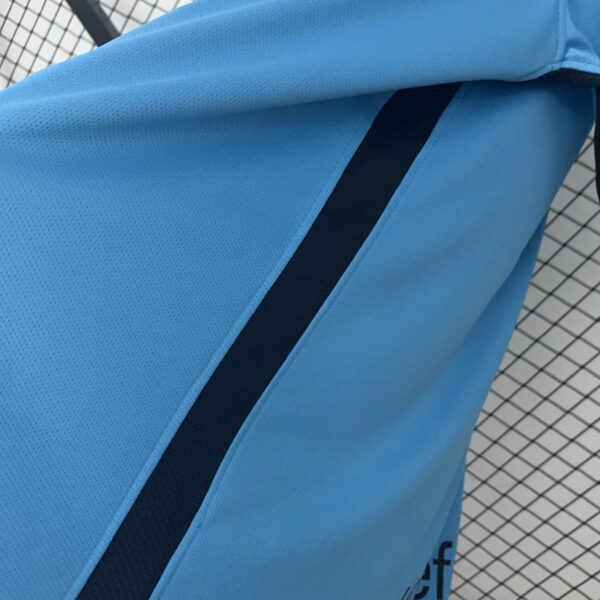 Maglia retrò celeste FC Barcelona 2015-2016 laterale