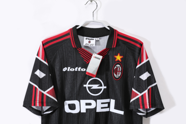 Maglia retro nera AC Milan 1997-1998 colletto