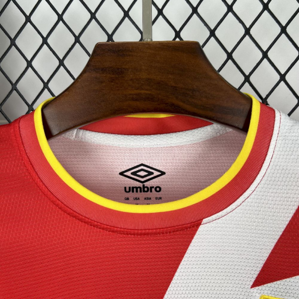 Maglia Rossa Rayo Vallecano 2025-2026 collo