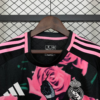 maglia serpente rosa Real Madrid 2025-2026 collo