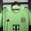 Maglia verde Bayern Monaco 2025-2026 collo