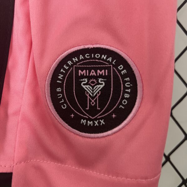completo bambino Inter Miami rosa 2024-2025 stemma