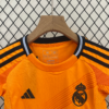 Conjunto bambino arancione Real Madrid 2024-2025 colletto