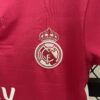 Conjunto rétro bambino rosa Real Madrid 2014-2015 stemma