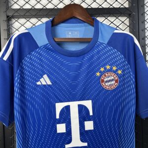 Maglia blu Bayern Monaco 2025-2026 collo