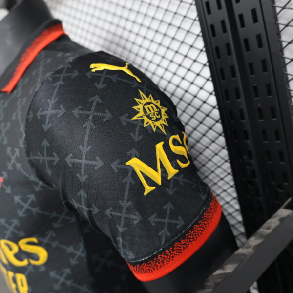 Maglia nera AC Milan 2025-2026 manica