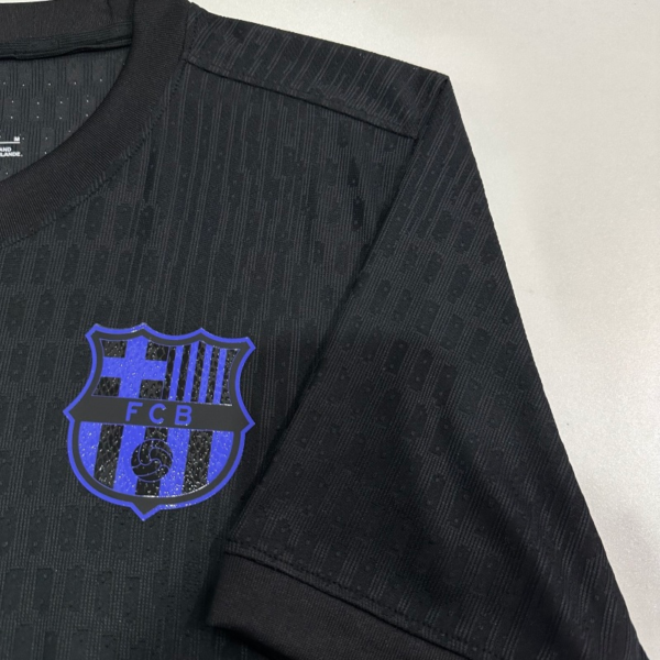 Maglia nera FC Barcellona 2025-2026 manica