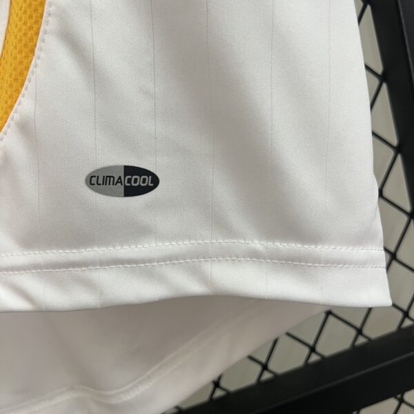 maglia retrò bianca Germania 2006 materiale