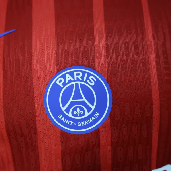 Maglia Paris Saint Germain rossa 2025-2026 stemma