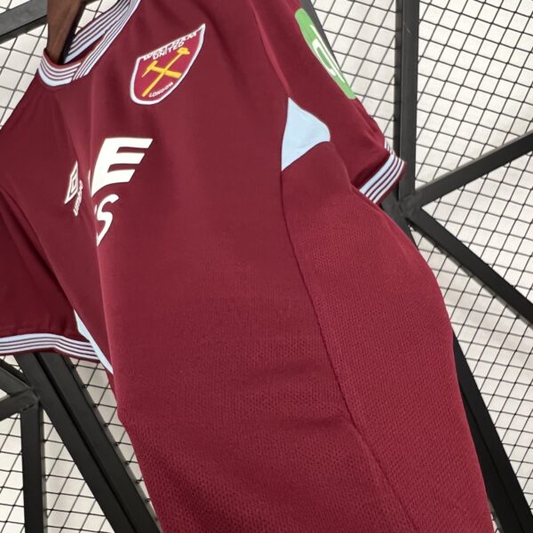 Maglia West Ham rossa 2025-2026 laterale