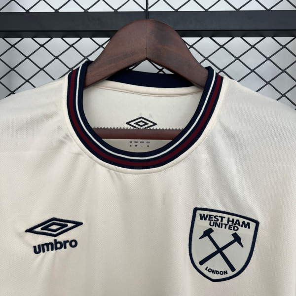 Maglia beige West Ham 2025-2026 petto