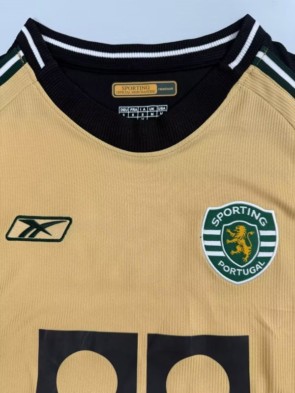 Maglia retro dorata Sporting Lisbona 2003-2004 collo