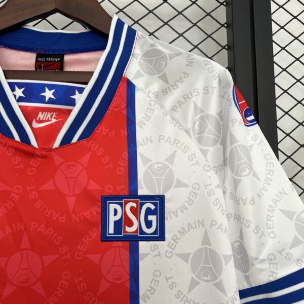 Maglia retrò bianca Paris Saint Germain 1994-1995 stemma