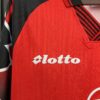 Maglia retrò rossa AC Milan 1997-1998 con logo