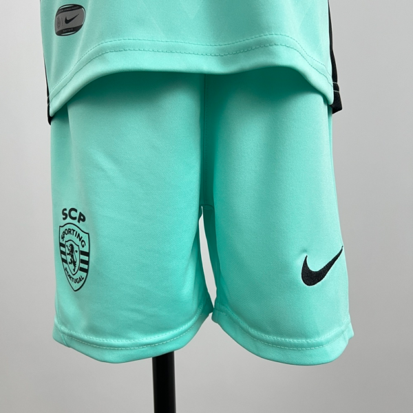 Completo bambino turchese Sporting Lisbona 2025-2026 pantaloncino