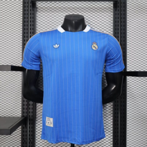 Nuova maglia blu Real Madrid 2025-2026