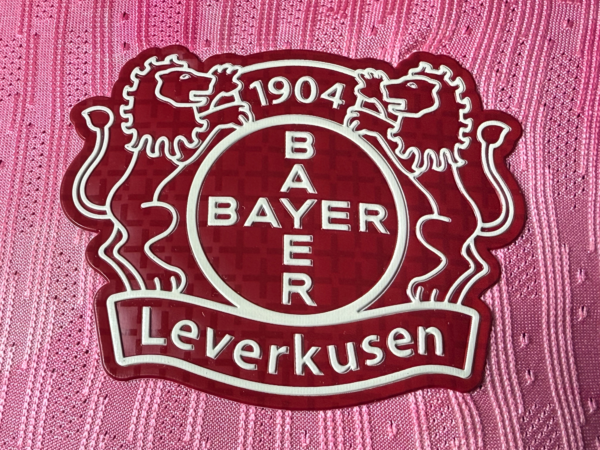 Maglia Bayer Leverkusen bianco/rosa 2025-2026 stemma