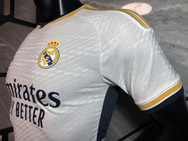 maglia Modrić Real Madrid 2023-2024 manica