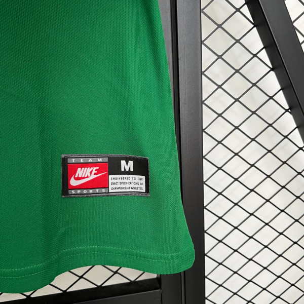 Maglia Retro Verde Brasile 1998-2000 logo