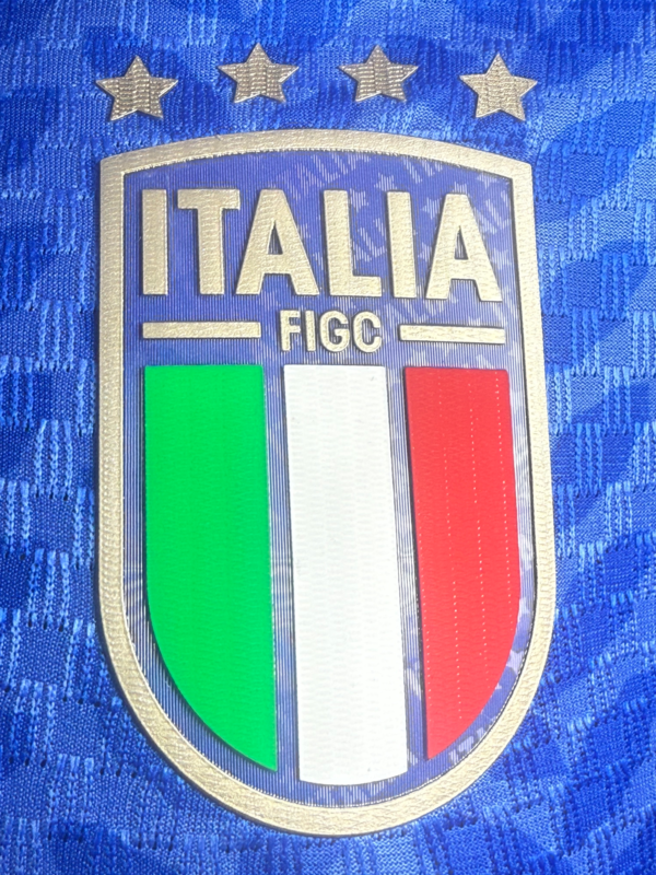 Maglia azzurra Italia Mondiale 2026 stemma