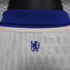 Maglia bianca Chelsea 2024-2025 collo anteriore