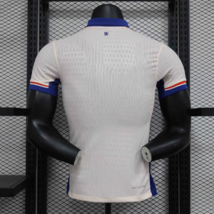 Maglia bianca Chelsea 2024-2025 con numero