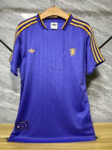 Maglia viola Manchester United 2025-2026 comprare