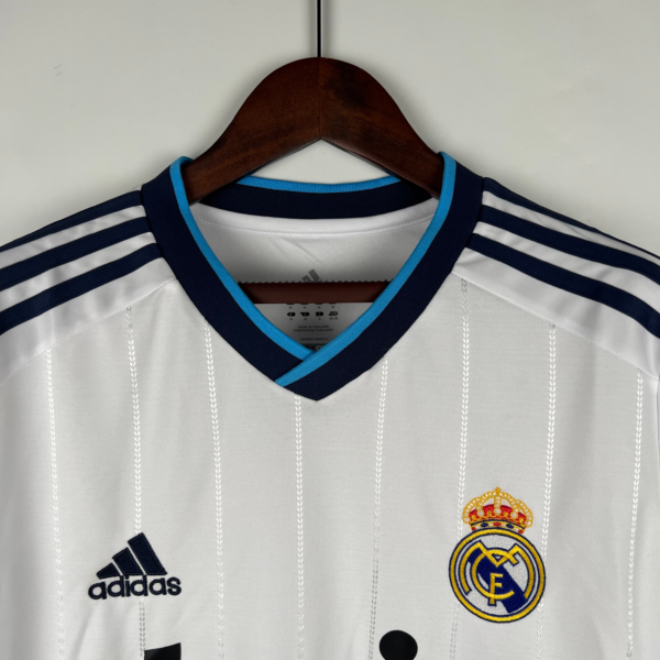 Maglia retrò Özil Real Madrid 2012–2013 a maniche lunghe collo