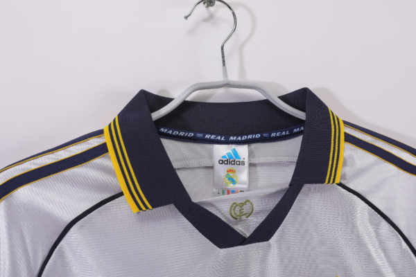 Maglia retrò bianca Real Madrid 1999–2000 a maniche lunghe collo
