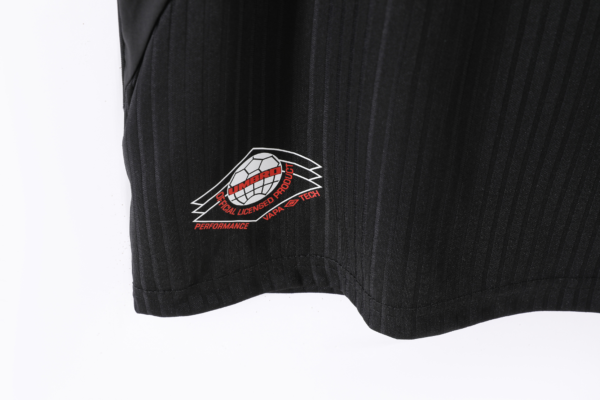 maglia retro Nazionale Inghilterra nera 1998 etichetta