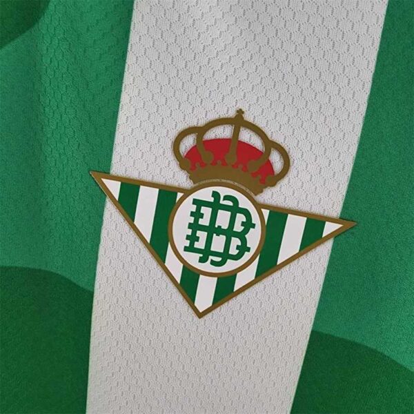 Maglia Real Betis Nabil 2022-2023 stemma