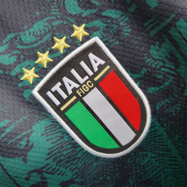 Maglia Italia Rinascimentale 2023 stemma